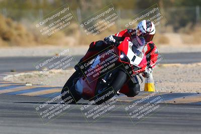 media/Jan-14-2024-SoCal Trackdays (Sun) [[2e55ec21a6]]/Turn 2 (1025am)/